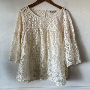 Elegant Cream Lace Bell Sleeve Tunic Women's Top